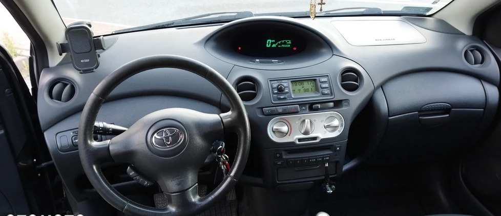 Toyota Yaris cena 6100 przebieg: 255000, rok produkcji 2005 z Sułkowice małe 46